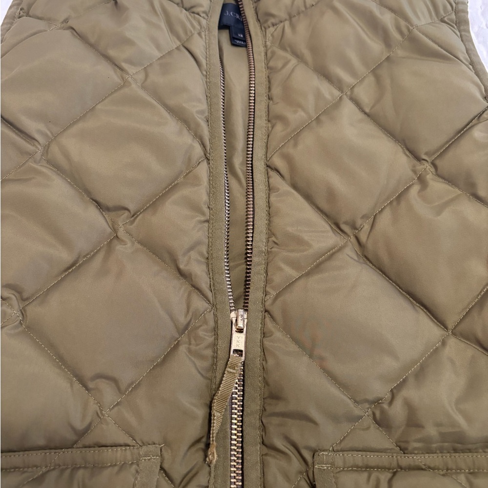 J.Crew Quilted Excursion Vest Olive Green Women’s XS - Picture 4 of 15